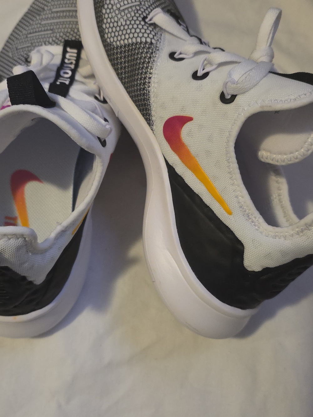 Nike Free TR 8 Womens Size 8.5 - Picture 6 of 10